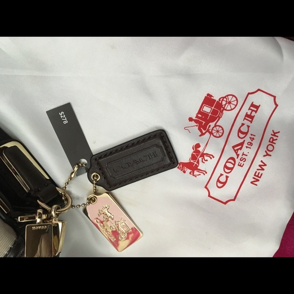 Coach purse - Picture 5 of 6